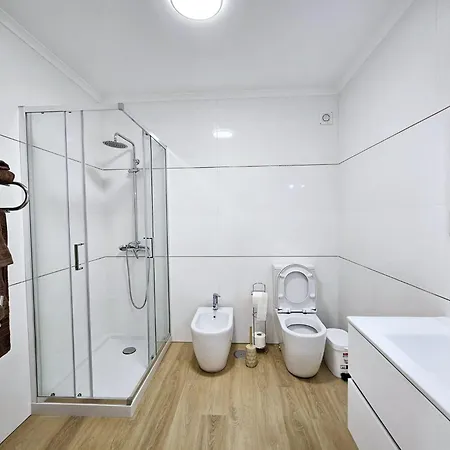 Boavista House 2 *